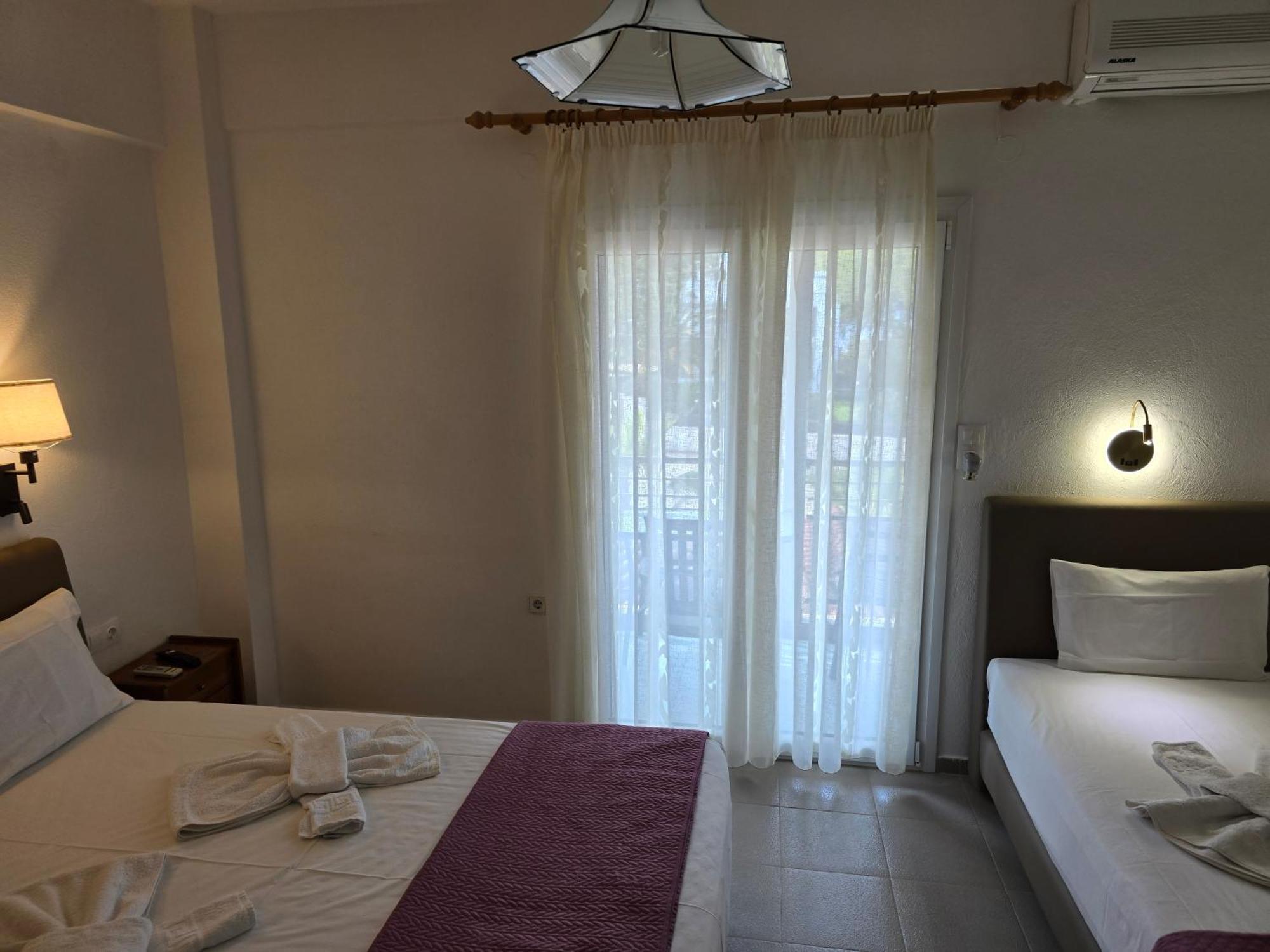 فندق Itamos House فوروفورو الغرفة الصورة
